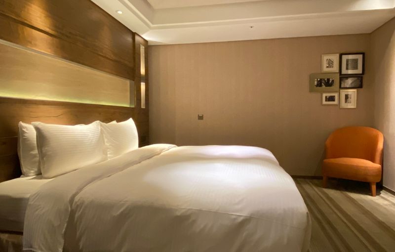 Accessible Queen Room - No Window